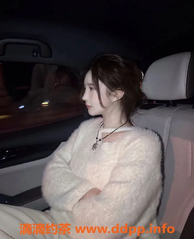 北京楼凤-朝阳小雨萱，167cm，51kg，上门服务，千元档