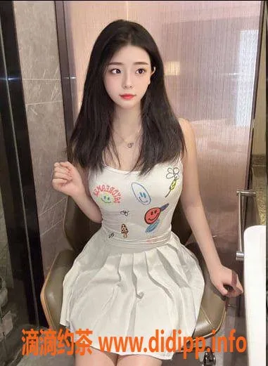 杭州楼凤-何蕊 19岁 170cm 白嫩C+胸 自然美少妇