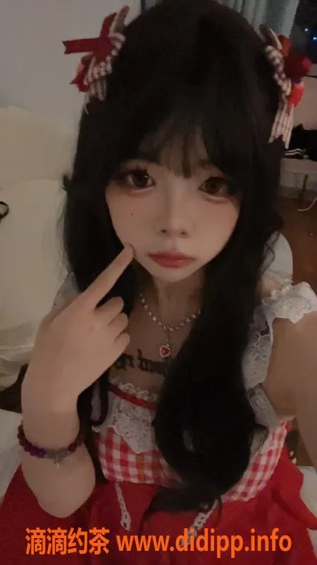 上海楼凤-闵行囡囡，160cm 36C 48KG，百元午后放松体验