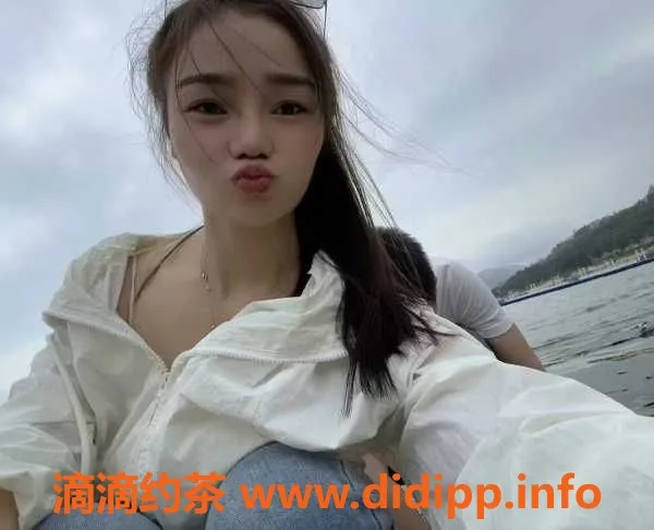 广州楼凤资源信息,黄埔小鱼，25岁，50斤，36C服务，性价比高