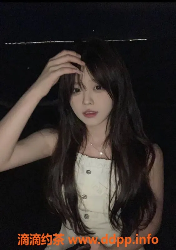 上海楼凤-闵行小可爱，165cm 42kg 胸C 价格1600起