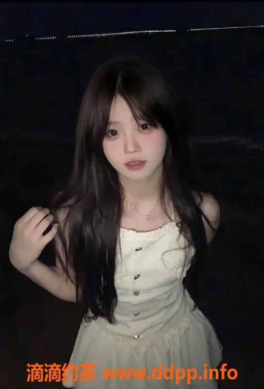 上海楼凤-闵行小可爱，165cm 42kg 胸C 价格1600起