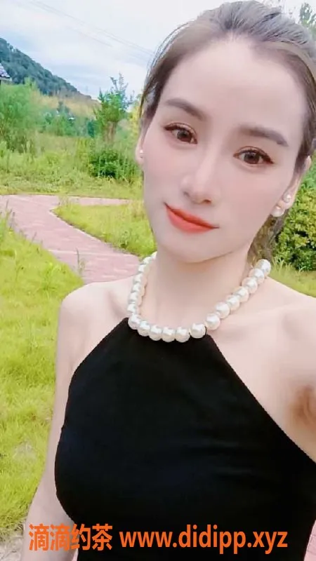 广州楼凤-广州白云苏小小，23岁165cm，36C胸围，超值服务