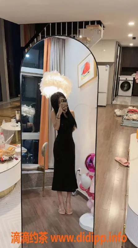 杭州楼凤-拱墅嫩妹珂珂，69互舔包夜，超值选择！