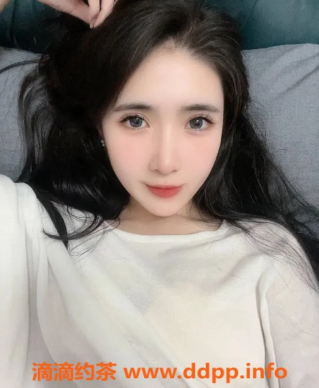 上海楼凤-长宁言妍，165高挑，45轻盈，服务超值