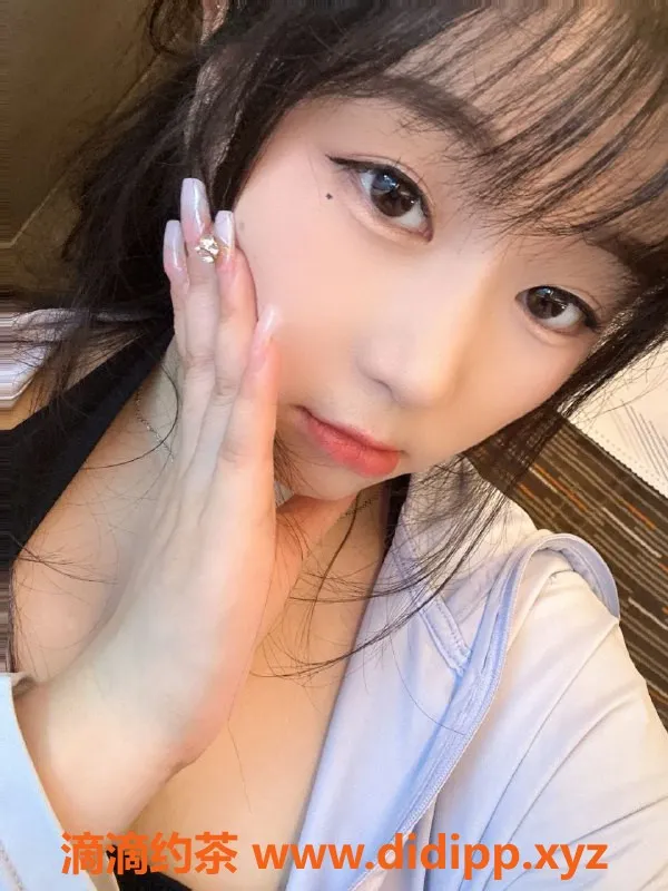 深圳楼凤-深圳宝安嫩妹果粒橙，688元起服务