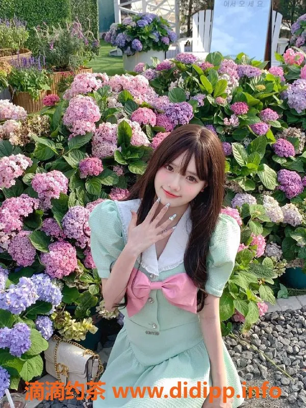 上海楼凤-静安刘子一，167cm，45kg，1800元起