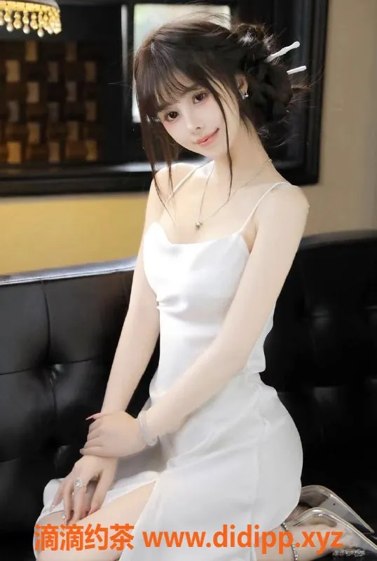 上海楼凤-普陀伊桃，165身高48体重，2000P服务