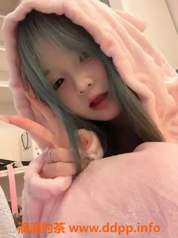 东莞楼凤资源信息,河南岸公寓18岁七七，162cm94斤，鸳鸯浴服务