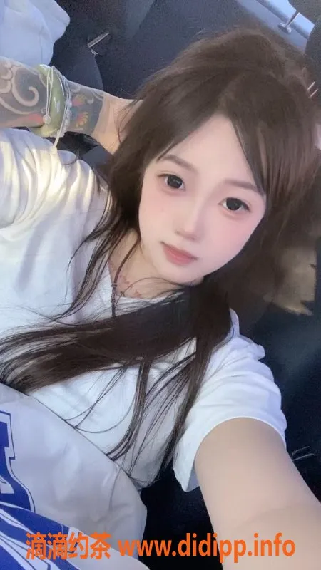 北京楼凤资源信息,米鹿，朝阳百子湾大胸妹，18岁165高价位服务