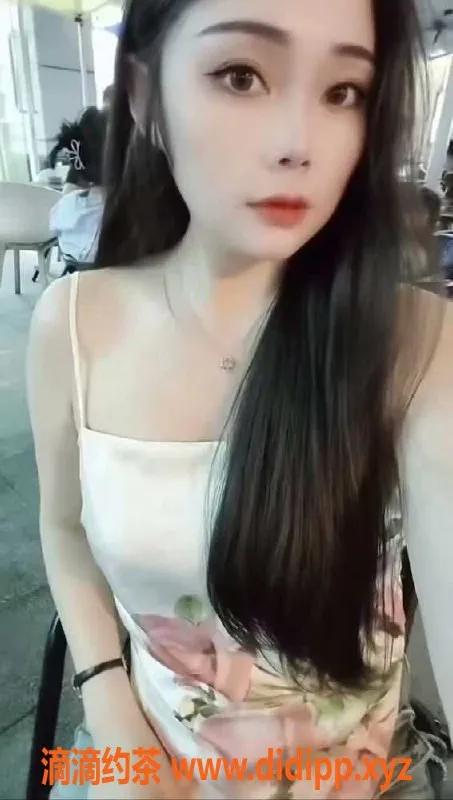 广州楼凤-广州越秀初次下海乔宝，170cm 26岁 500元起