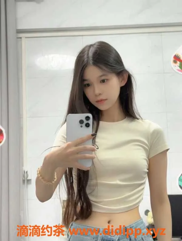 广州楼凤-广州海珠B紧会夹乐乐，22岁34C，质量超赞！