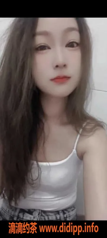 广州楼凤-天河初次下海小香，25岁，160cm，400元体验