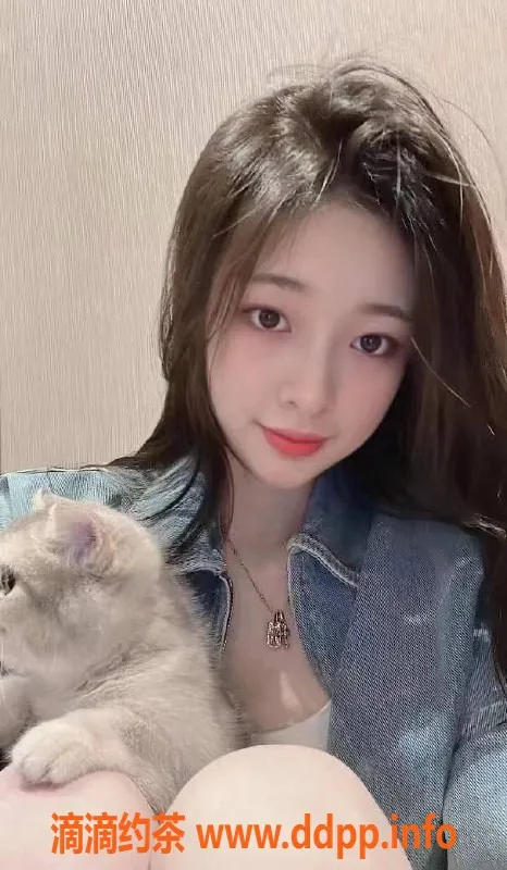 上海楼凤-165cm嫩妹佳佳，1300P享鸳鸯浴与按摩