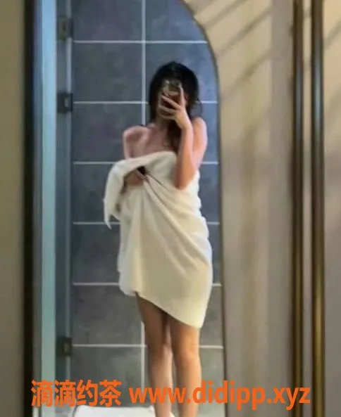 上海楼凤-徐汇莹莹，身材火辣服务超值，福利价1000P