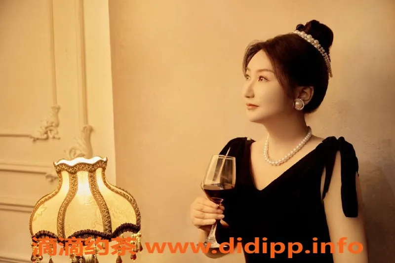 上海楼凤资源信息,虹口豆奶，160cm 55kg，600元起多种服务