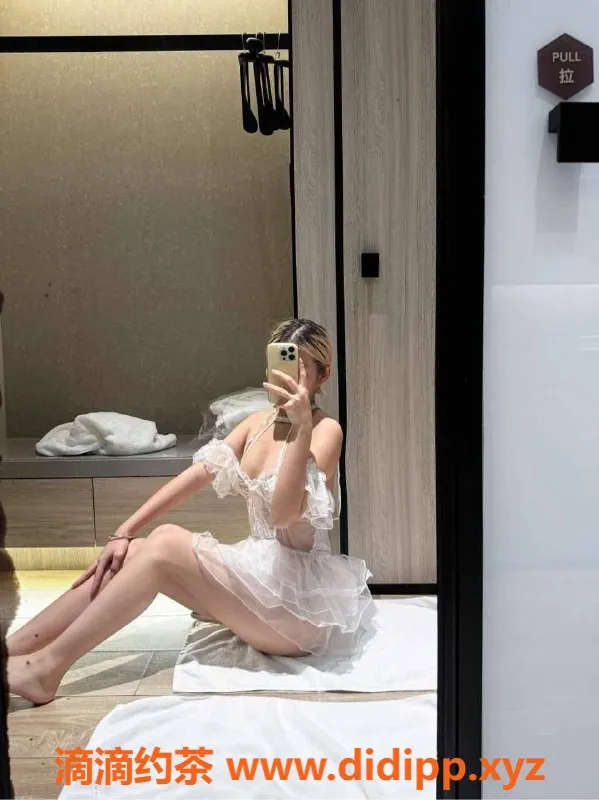 上海楼凤-闵行小龙女，嫩妹外送，全上海服务