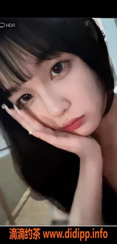 上海楼凤-小亦菲，浦东长腿颜值女神，1400元起