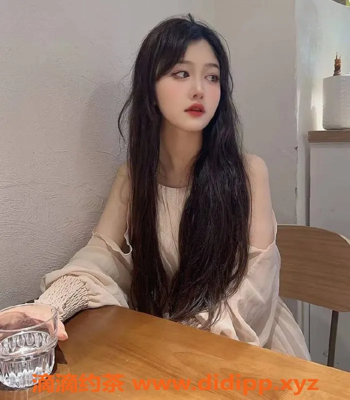 上海楼凤资源信息,浦东彩虹，163cm身高，900P起服务