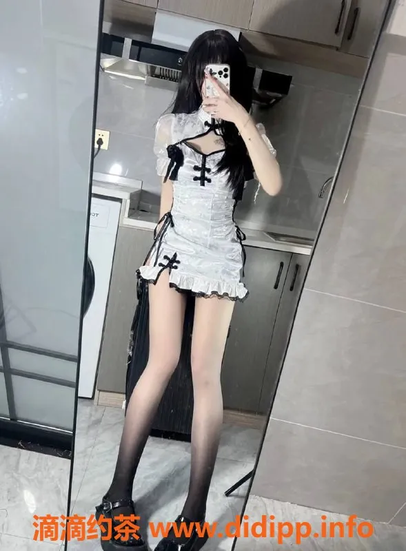 深圳楼凤-龙岗玲玲，1000元起，私聊了解更多