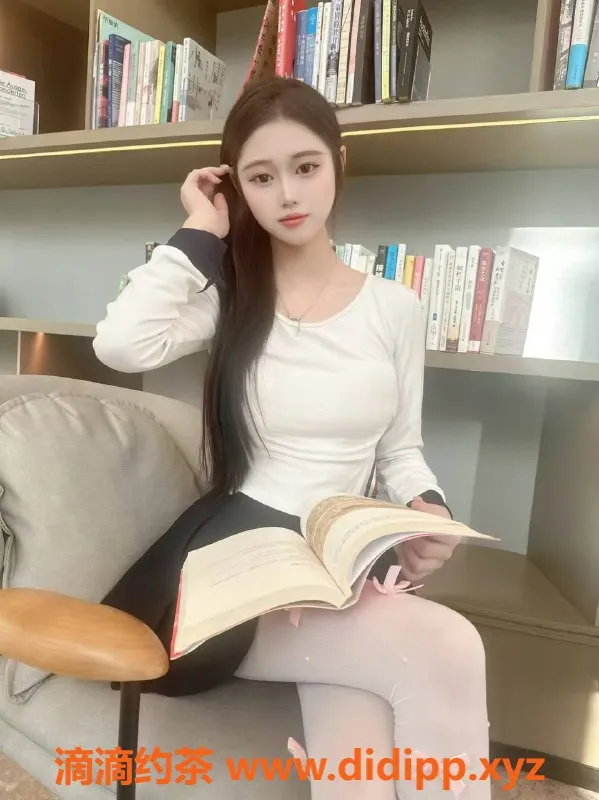 深圳楼凤-福田嘟嘟，课费900p，私聊了解更多