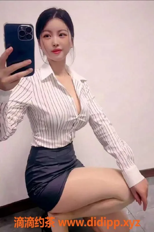 广州楼凤-荔湾新人菠菜，26岁全套服务仅需600