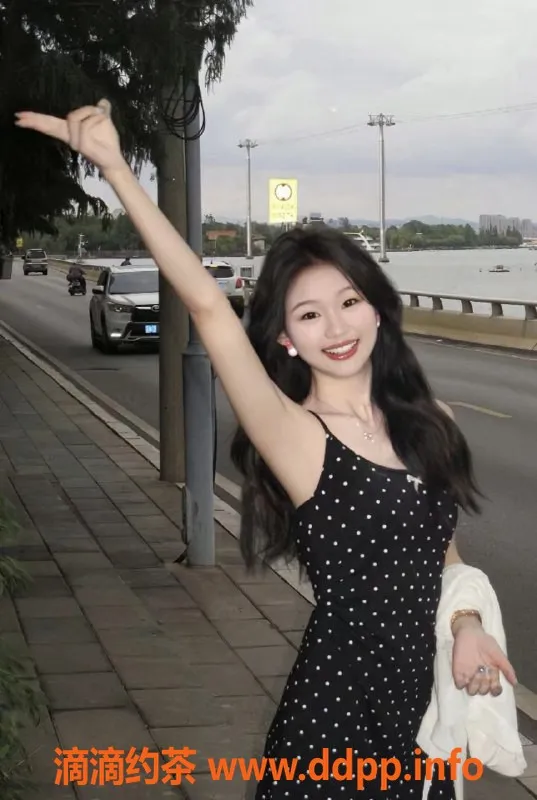 深圳楼凤-福田小雨，1188元体验，服务超赞！