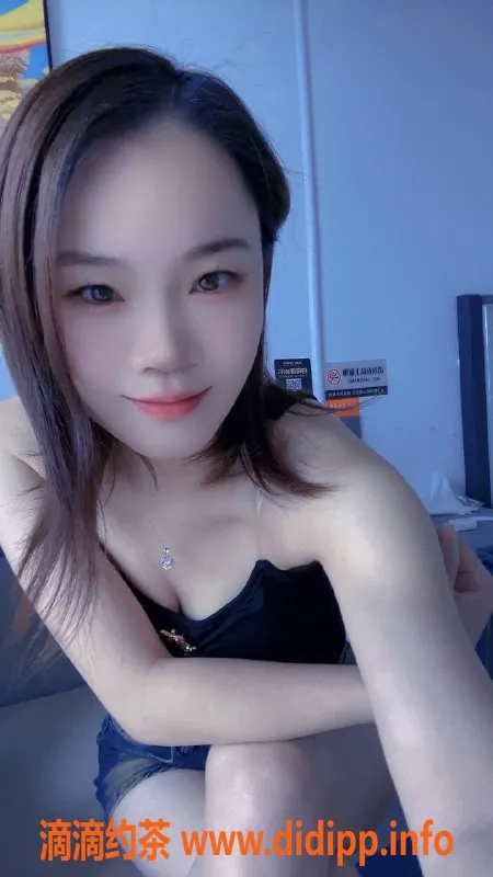 深圳楼凤资源信息,龙岗小雪，身材比例163cm C，消费800P起