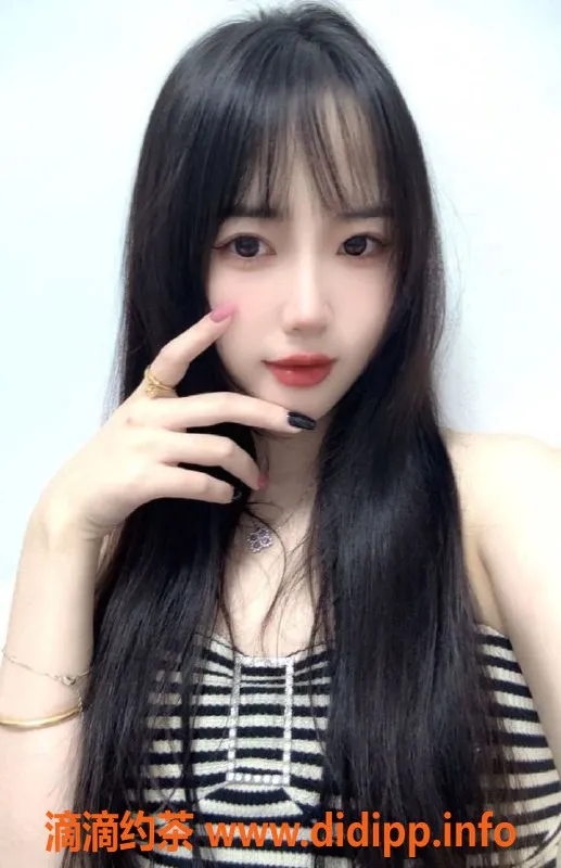 上海楼凤资源信息,闵行甜甜 168cm C杯 1800元起服务