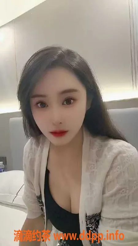 广州楼凤-广州白云永泰新人夏雨，27岁超高胸围36D