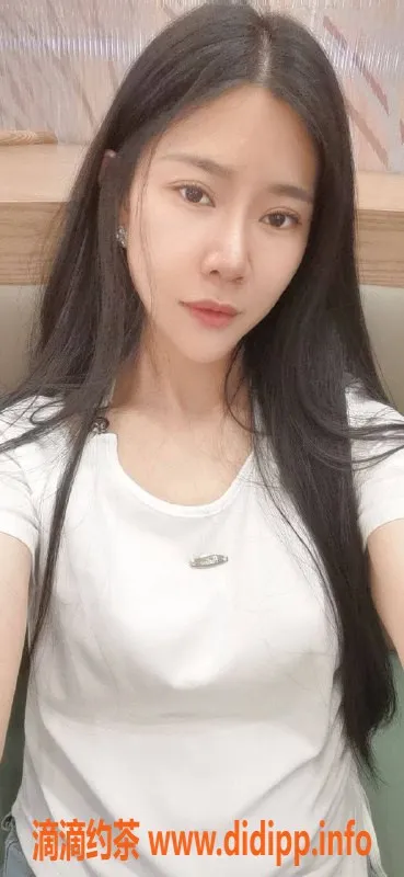 广州楼凤-番禺小狐狸，专属服务1000元，视频验证靠谱