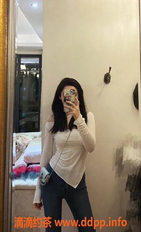 上海楼凤-普陀汽水老师1500P福利预定中，限时名额