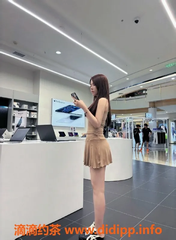 深圳楼凤资源信息,深圳南山韩亿亿，25岁168c 850元起