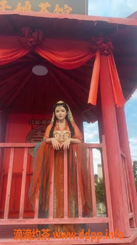 广州楼凤资源信息,番禺可咸可甜七七，24岁36D服务好