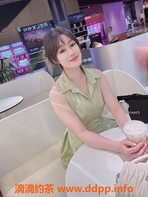 深圳楼凤资源信息,南山小九，600元超值服务，欢迎约玩！