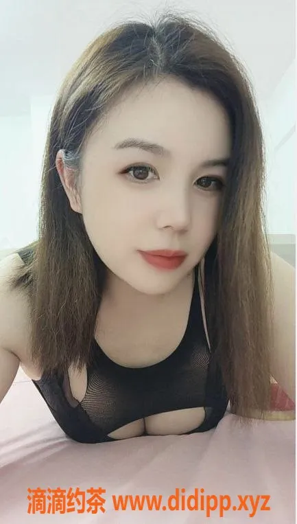 广州楼凤-广州倩倩，28岁，166cm，36D，400元45分钟