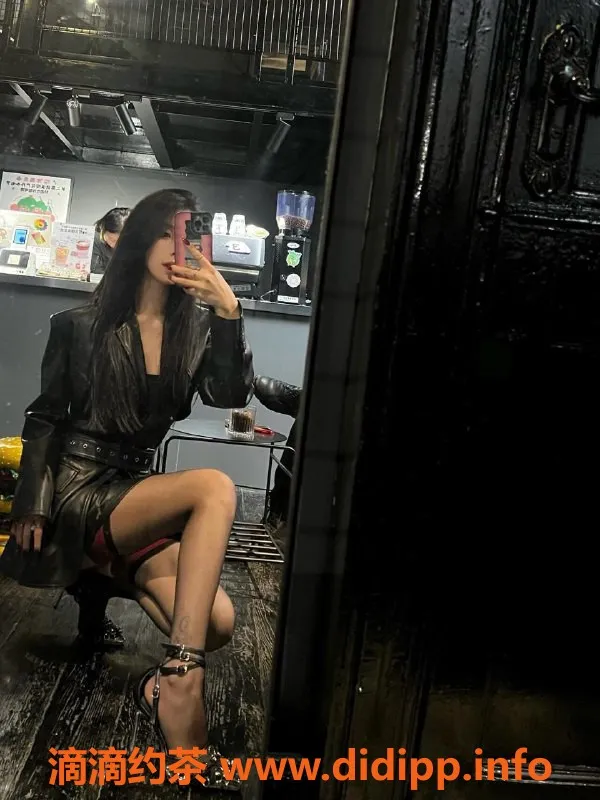 深圳楼凤-南山欧阳·丽娜，1299p起，服务超赞！