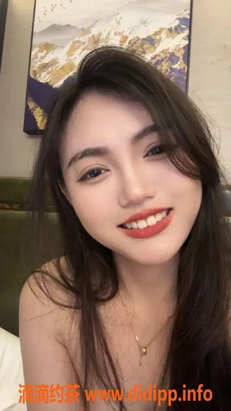 广州楼凤-天河小甜甜，700元舌吻服务，御姐来袭！