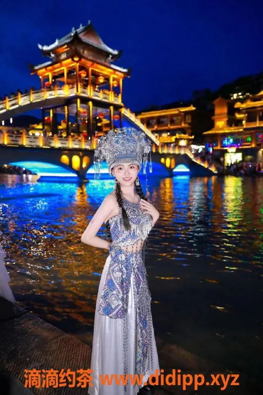 广州楼凤资源信息,天河小甜甜，700元舌吻服务，御姐来袭！