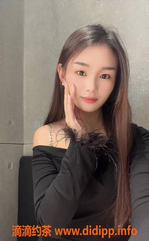 深圳楼凤-宝安小雨，700元约会，服务超棒！