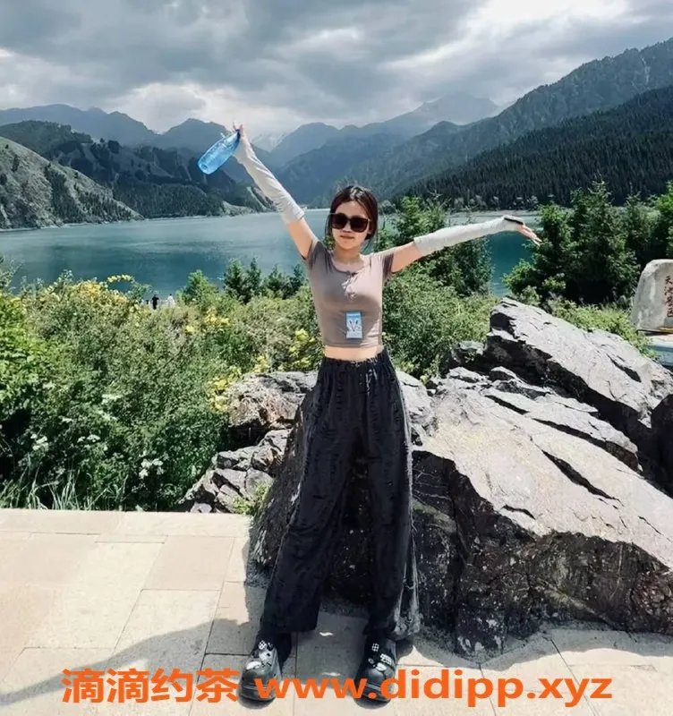 广州楼凤-天河嫩妹果果，600元体验绝妙服务