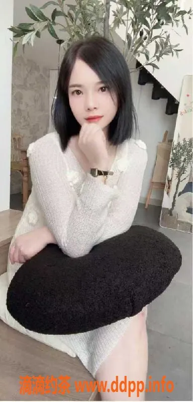 广州楼凤-越秀叫床浪翻阿雯，168身高28岁，超值服务！