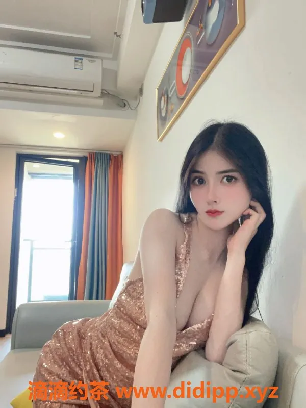 深圳楼凤-深圳龙岗雨儿 21岁 D杯 155cm 价格1000/p