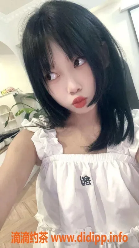 杭州楼凤-小荷：上城亲民美女，超值服务等你体验