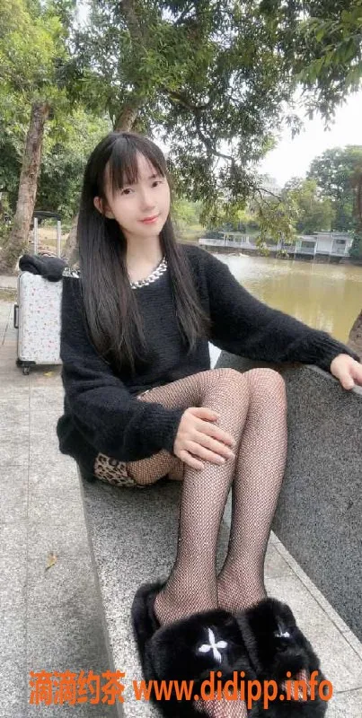 广州楼凤-海珠贝贝：168cm长腿美女，22岁性感魅力