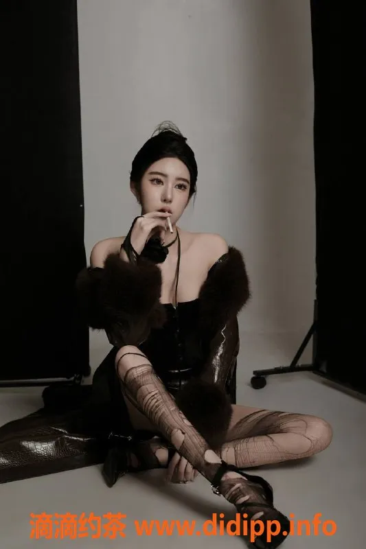 深圳楼凤资源信息,深圳福田温婉，长腿美女，1800起