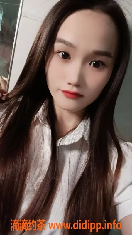 广州楼凤-番禺小白，700元人妻服务，真实视频验证