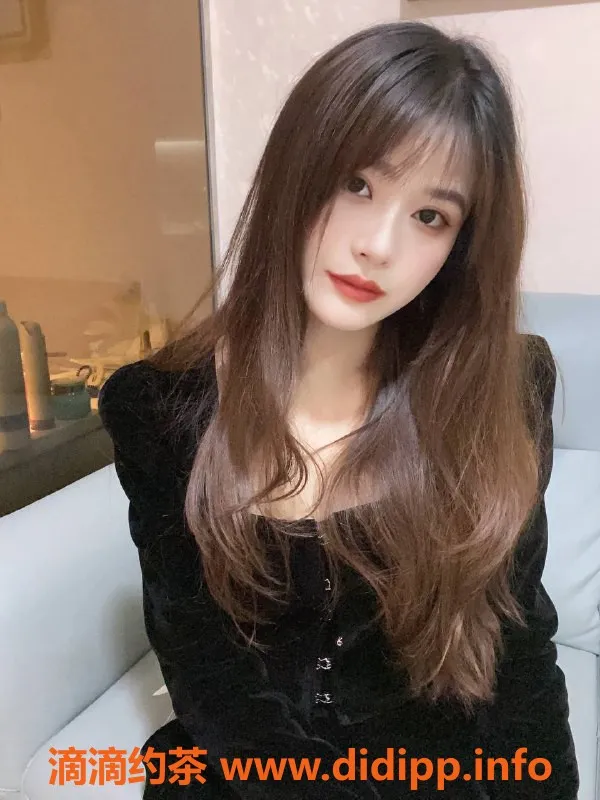 深圳楼凤-南山梦瑶 性感嫩妹 20岁 165cm 100斤