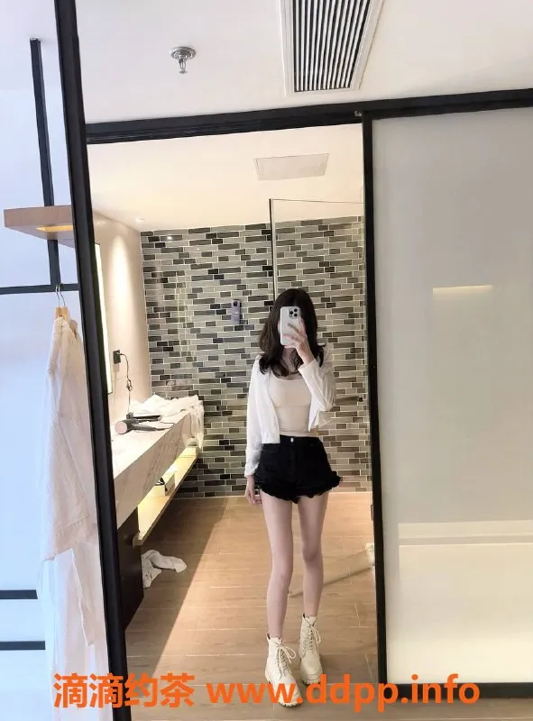 深圳楼凤-南山梦瑶 性感嫩妹 20岁 165cm 100斤