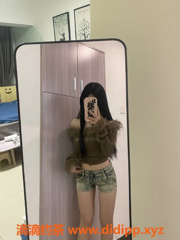 深圳楼凤资源信息,坂田璐璐，900元体验绝佳服务！